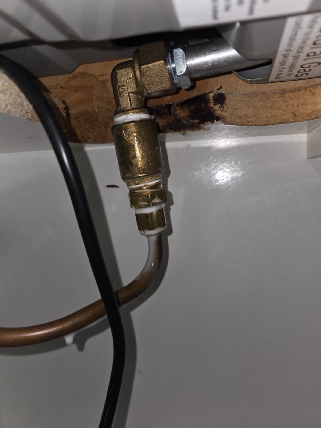 Gas bayonet connection fitted for a cooker by a certifying gasfitter in Auckland