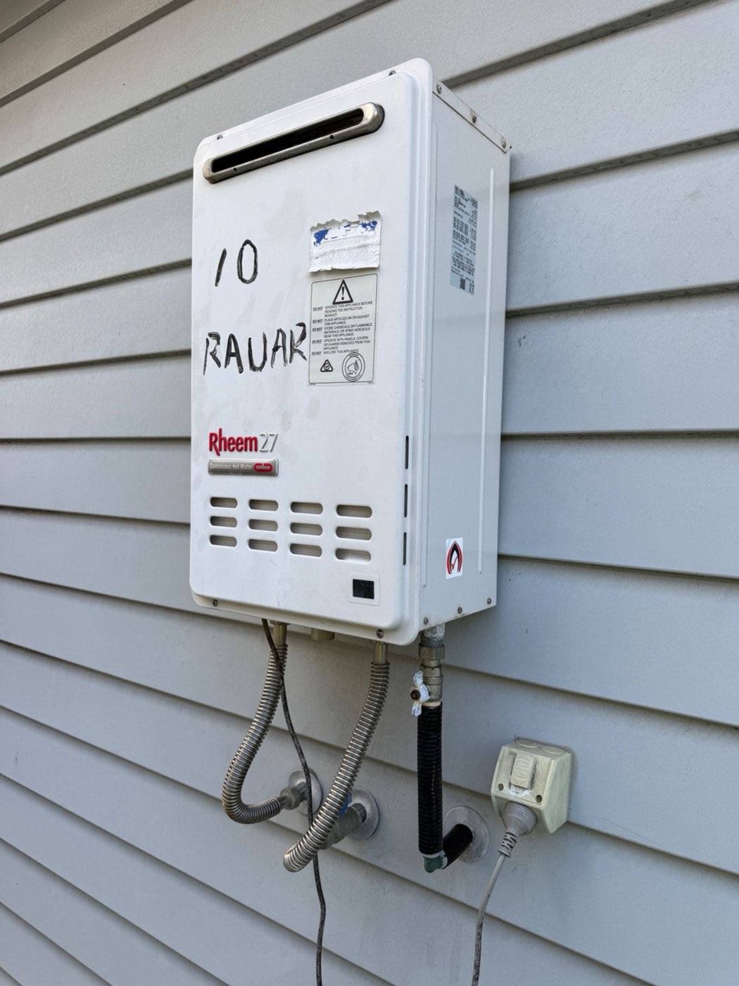 No Hot Water on a Gas System: Storage, Continuous Flow, and Which One You Have
